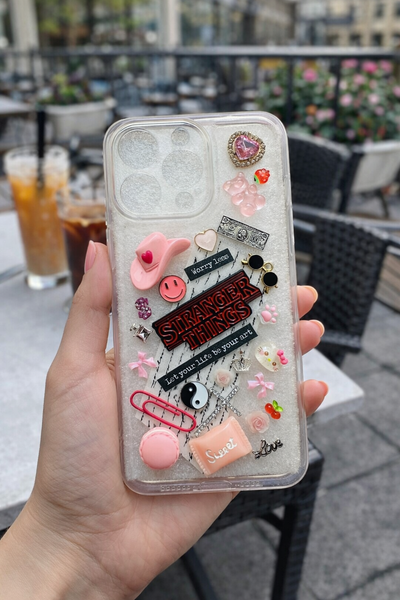 Husă Personalizată "Inspirație Stranger Things'' 💖